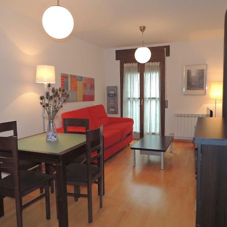 Apartamento Centrico Con Wifi En Biescas Kültér fotó